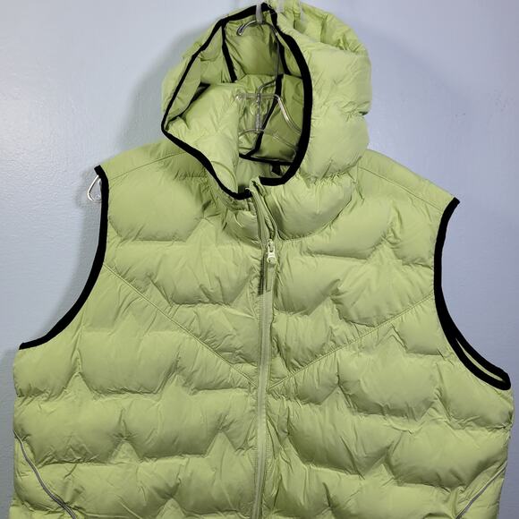 Ulla Popken Women's Hooded Neon Green Puffer Vest Size 20-22 3226-1Clo3 - Picture 2 of 8
